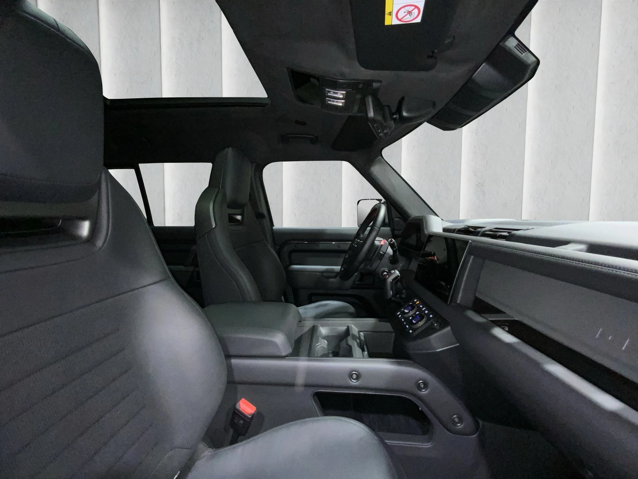 Land Rover Defender 110 P635 OCTA