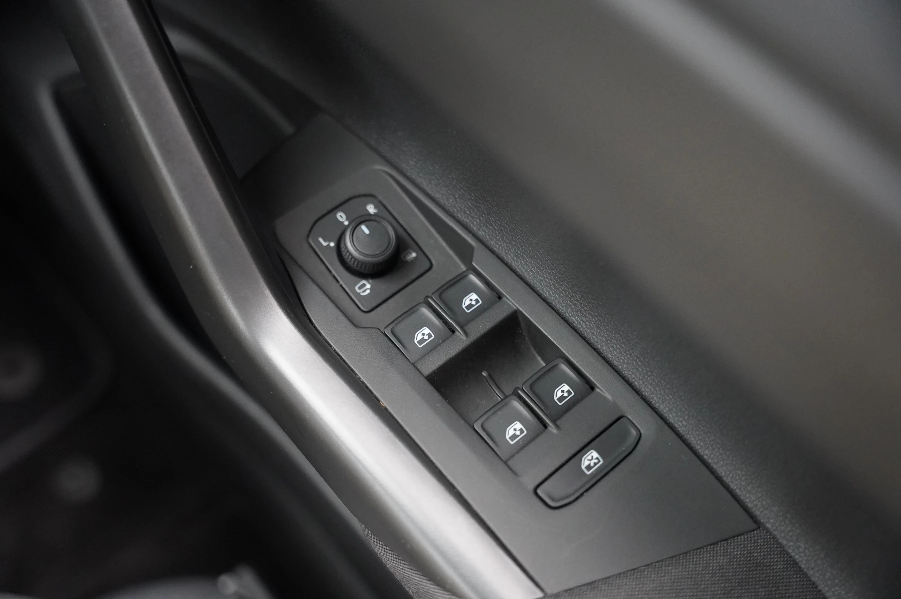 Volkswagen-Polo-image-20