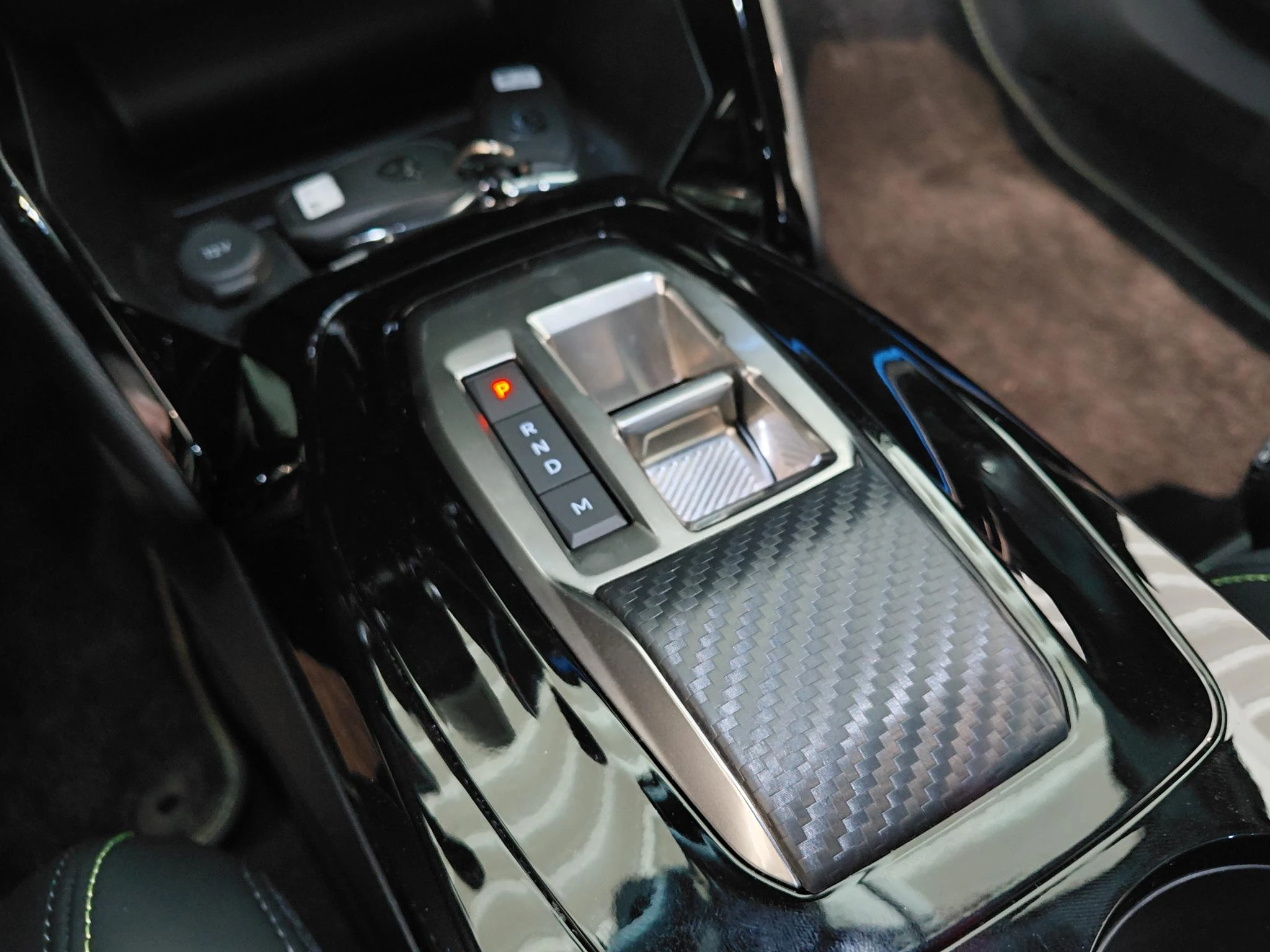 Peugeot-2008-image-17
