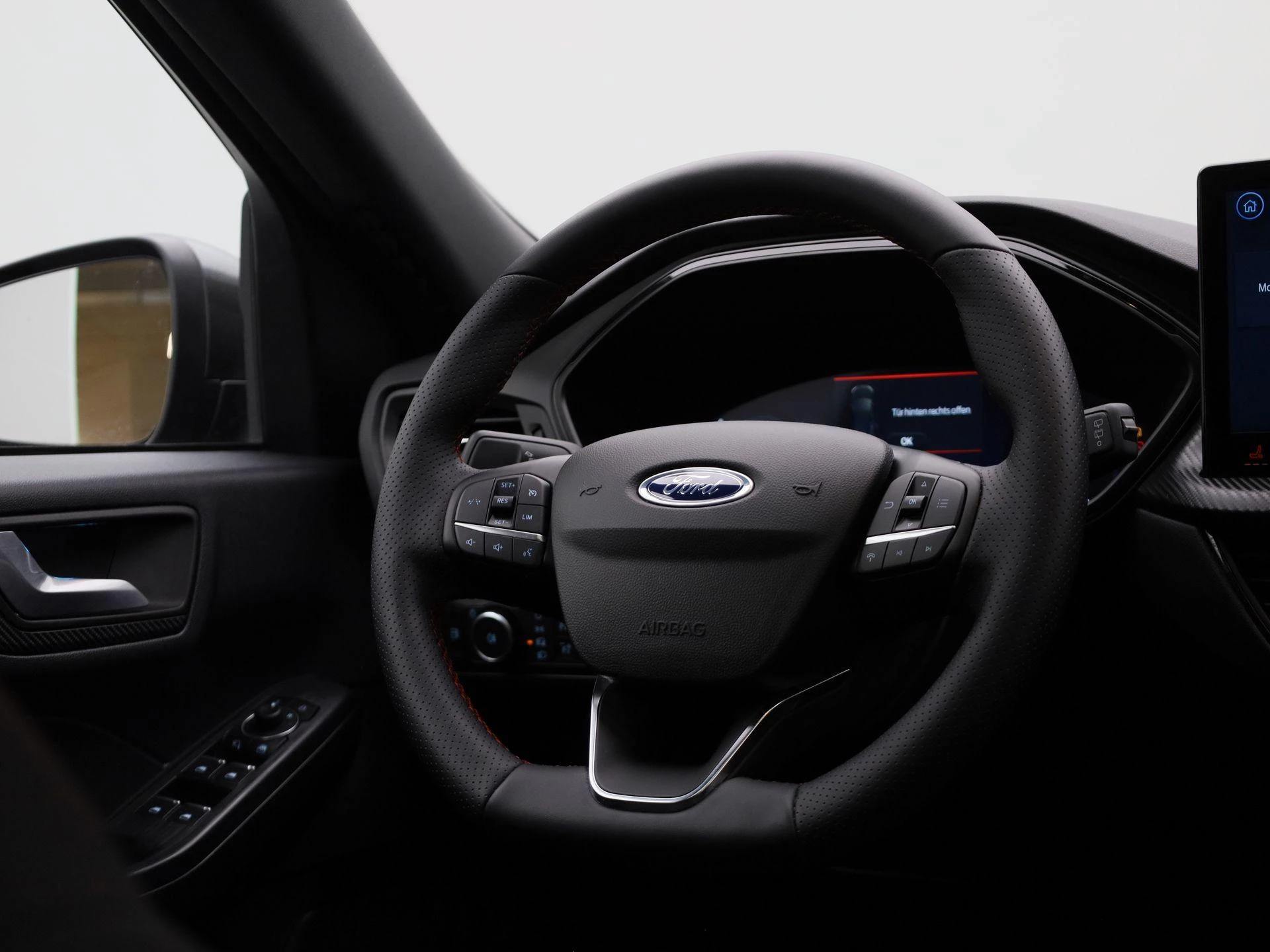 Ford-Kuga-image-38