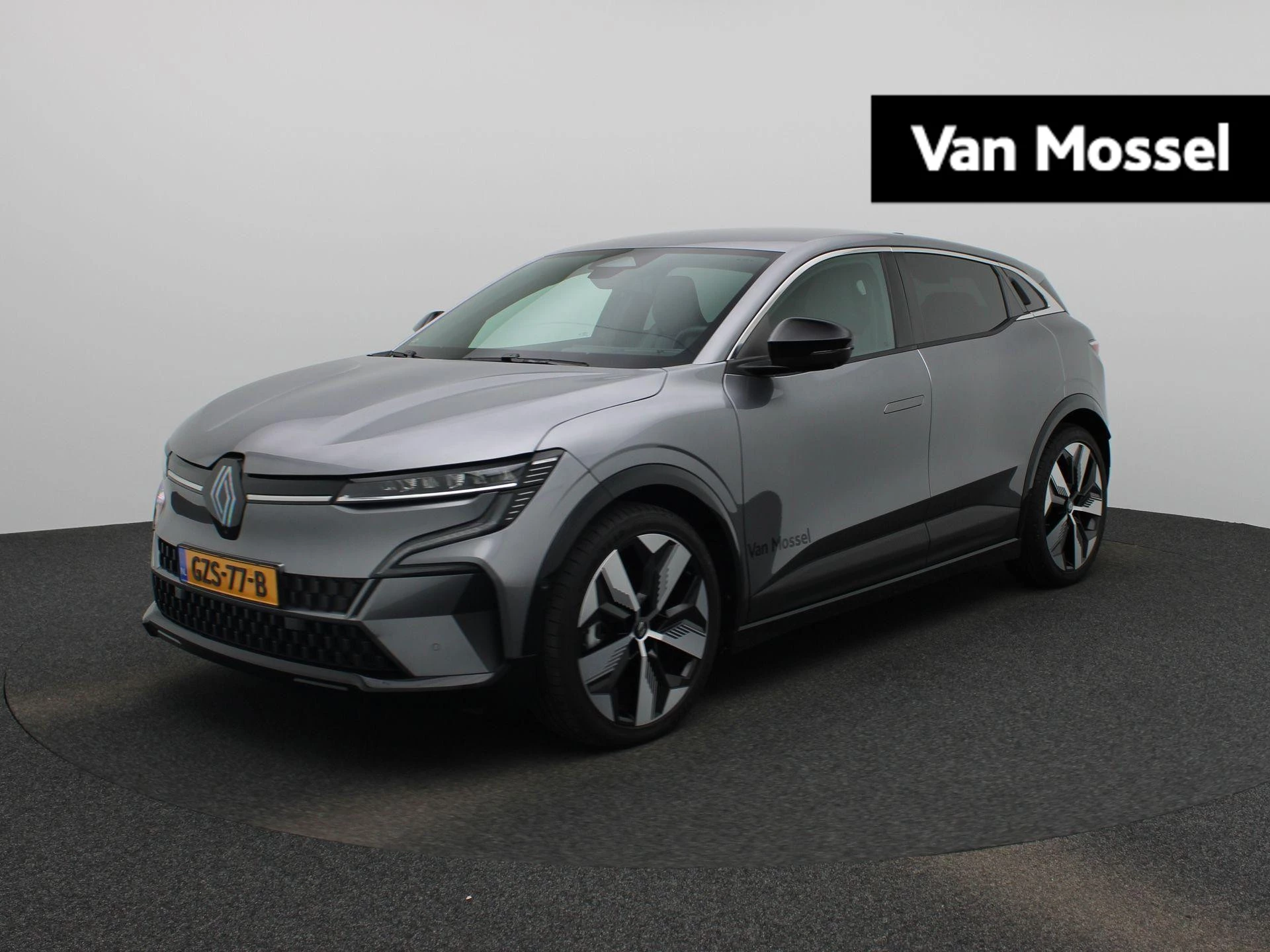 Renault-Megane E-Tech-image-0