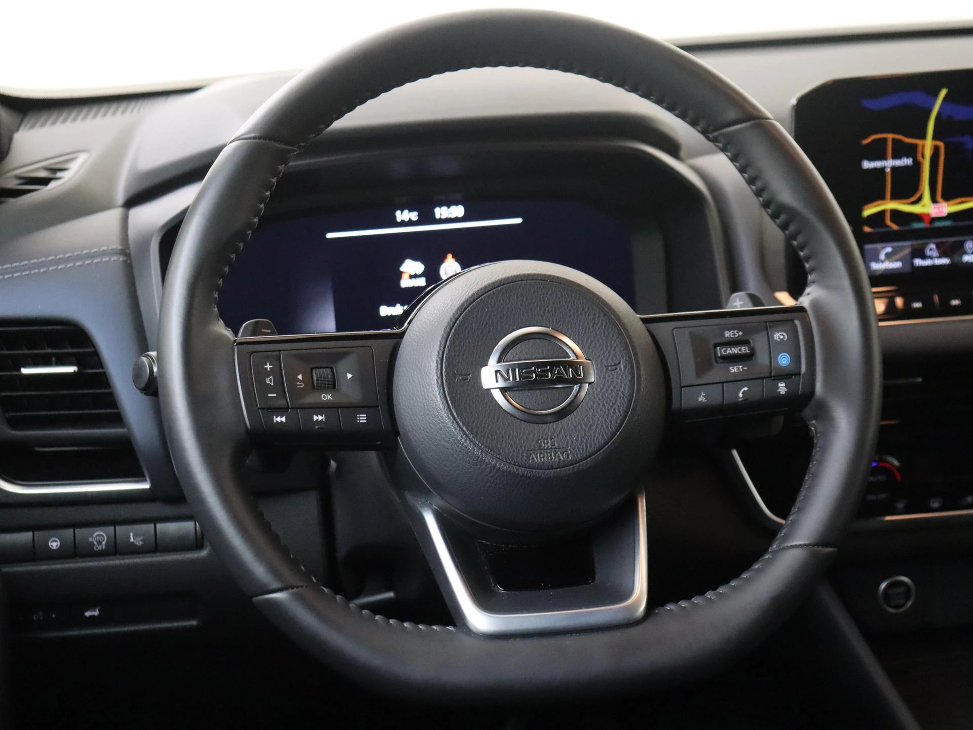 Nissan-QASHQAI-image-14