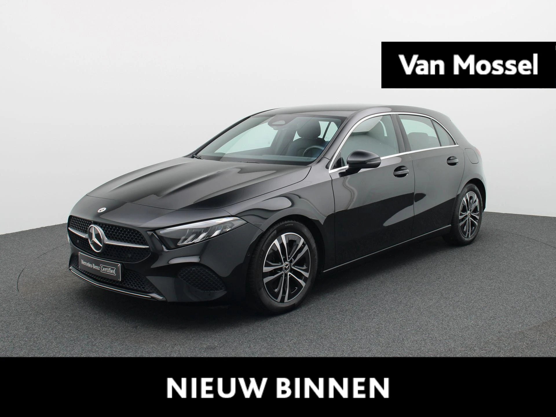 Mercedes-Benz-A-Klasse-image-0