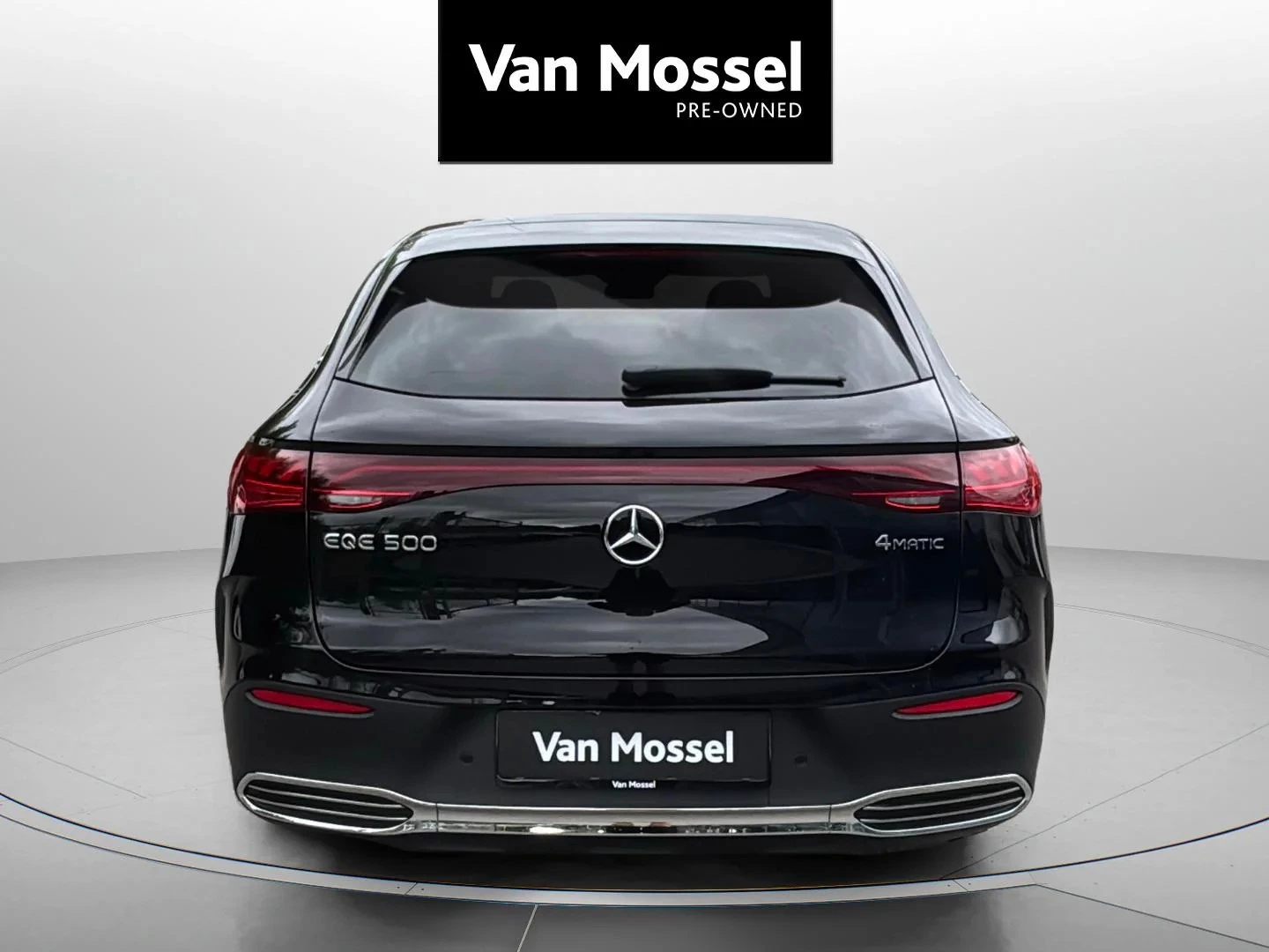 Mercedes-Benz-EQE-image-3