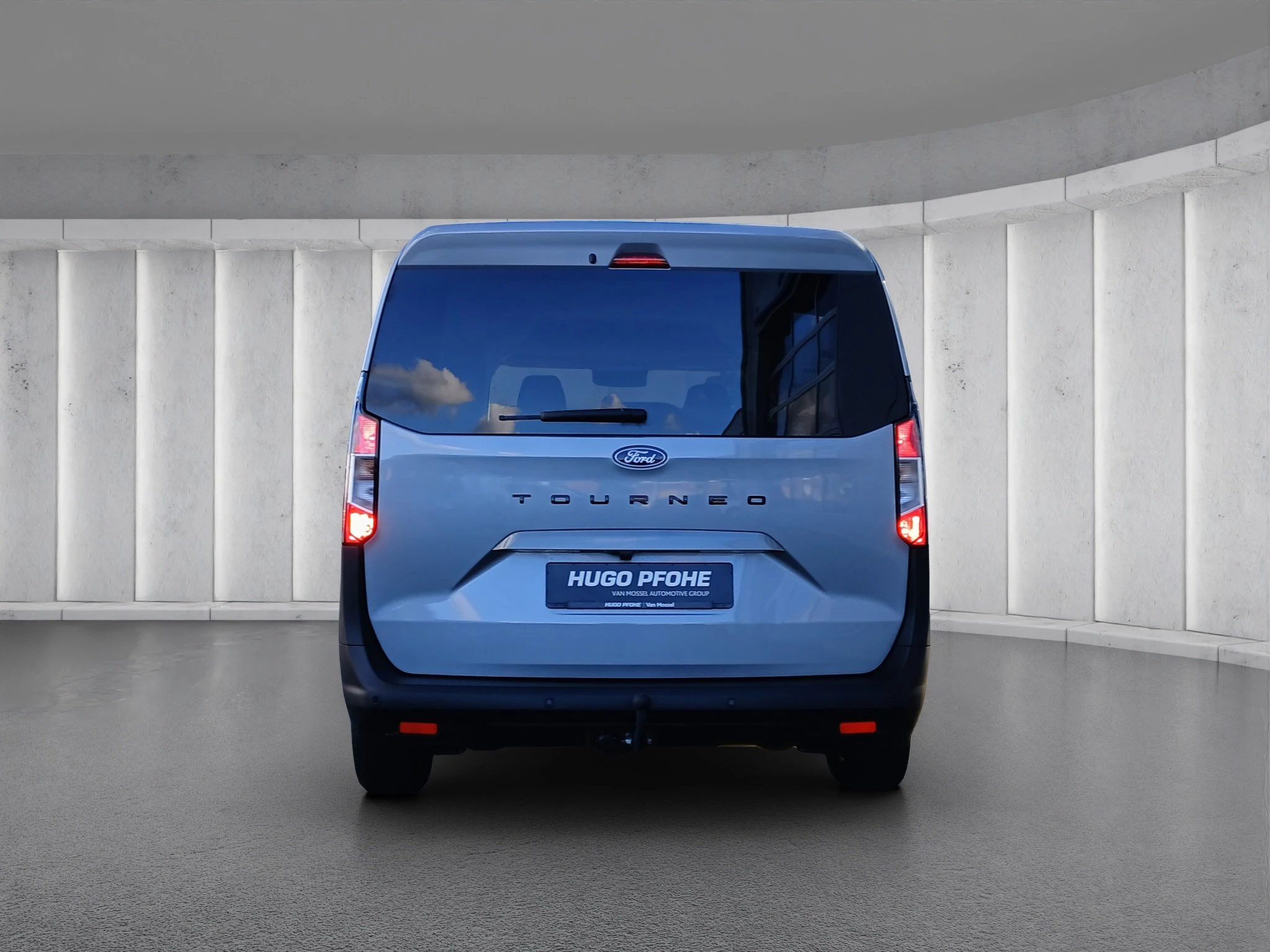 Ford-Tourneo Courier-image-3