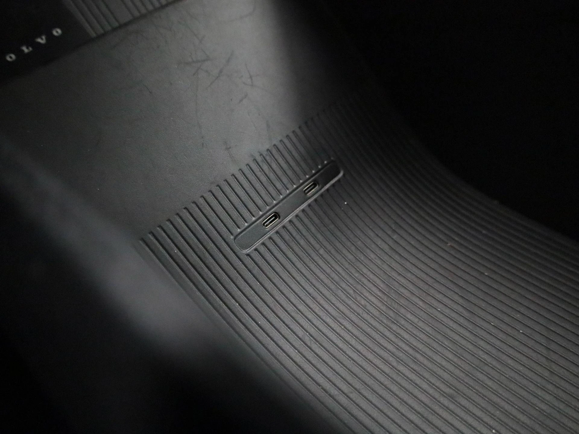 Volvo-EX30-image-29