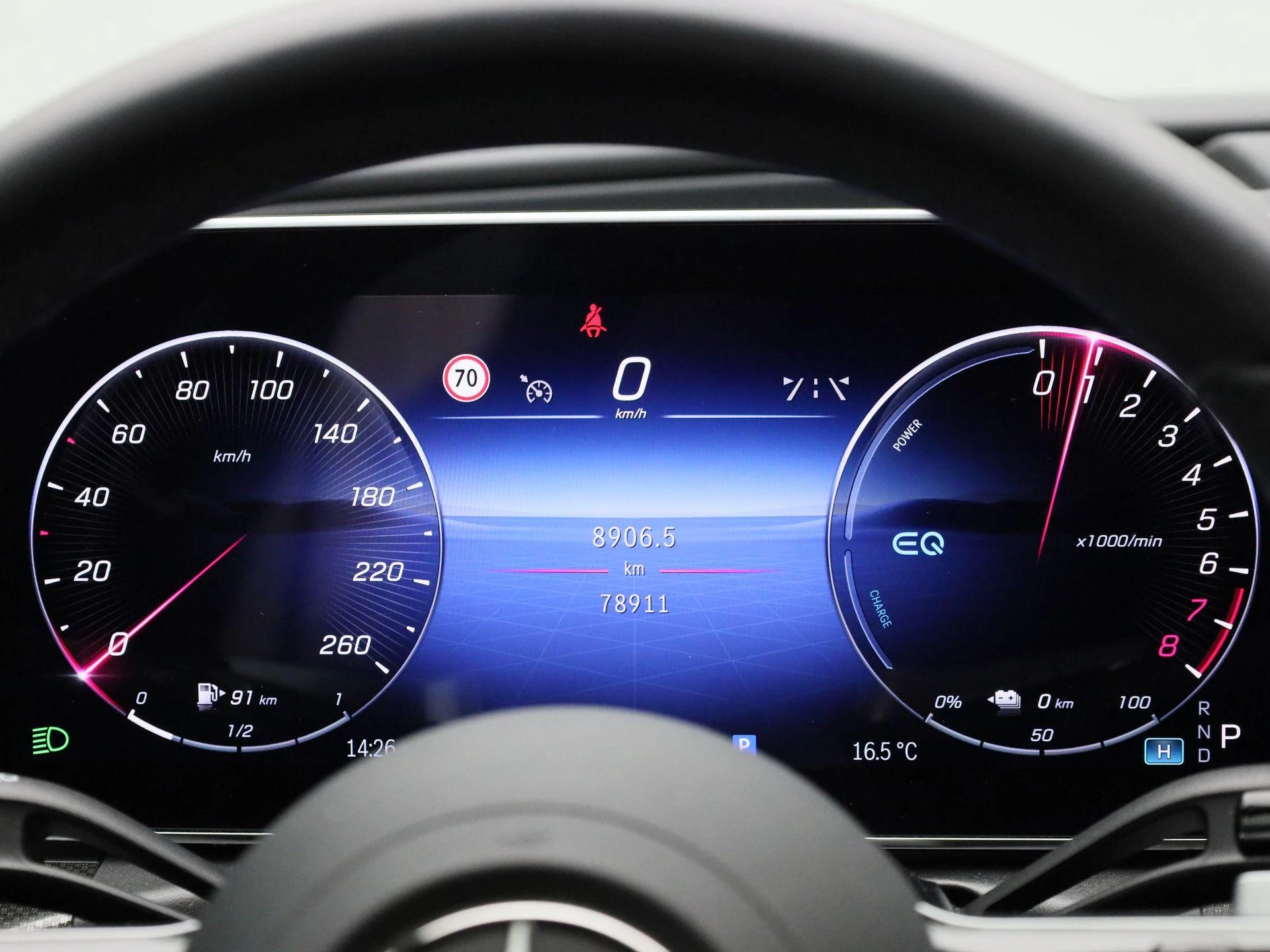 Mercedes-Benz-C-Klasse-image-7