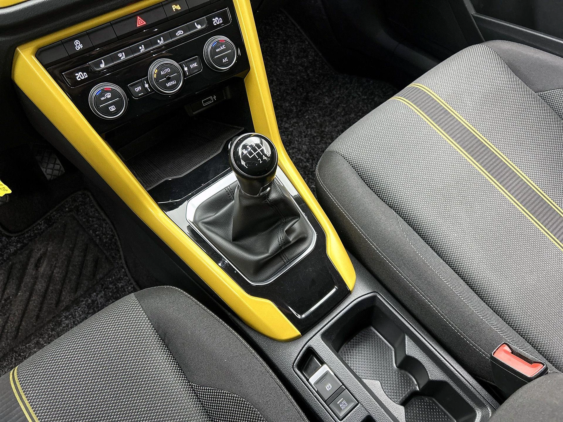 Volkswagen T-Roc 1.5 TSI Sport