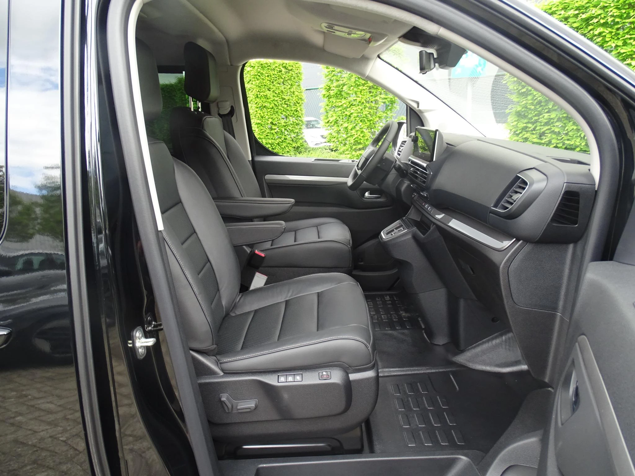 Peugeot-Expert-image-8
