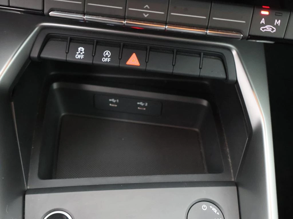 Audi A3 Sportback Audi A3 Sportback Attraction 30TFSI 110PK *VIRTUAL COCKPIT*NAVI*CRUISE*PDC ACHTER*APP-CONNECT*KEYLESS GO*LANE ASSIST*...*