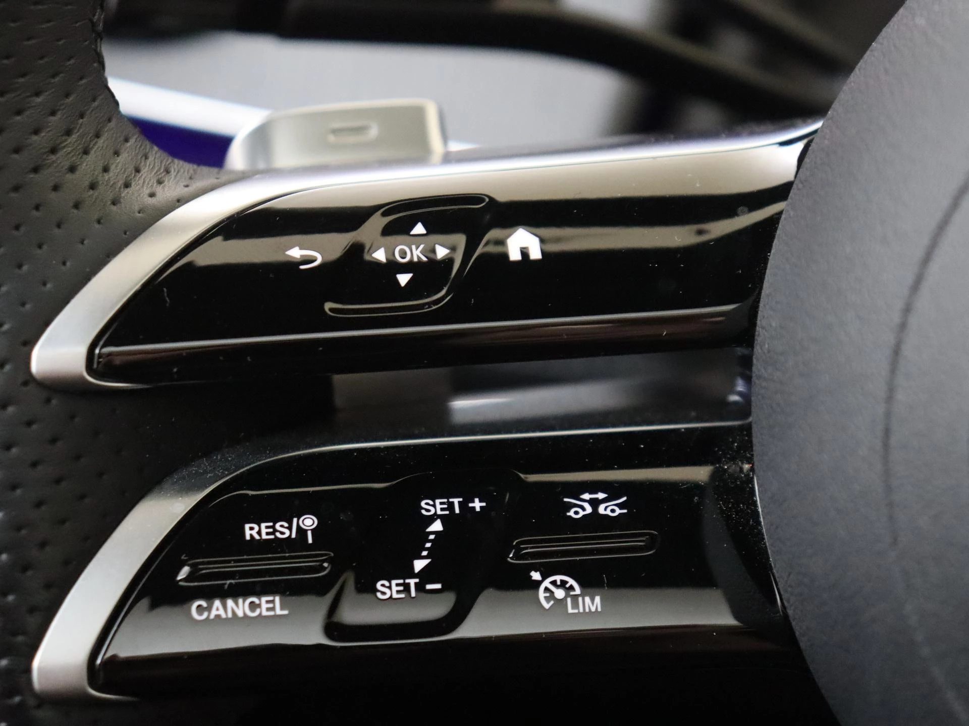 Mercedes-Benz EQE 350 AMG Line 89 kWh