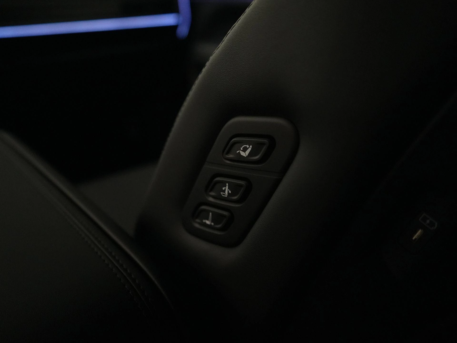 Hyundai-Santa Fe-image-44