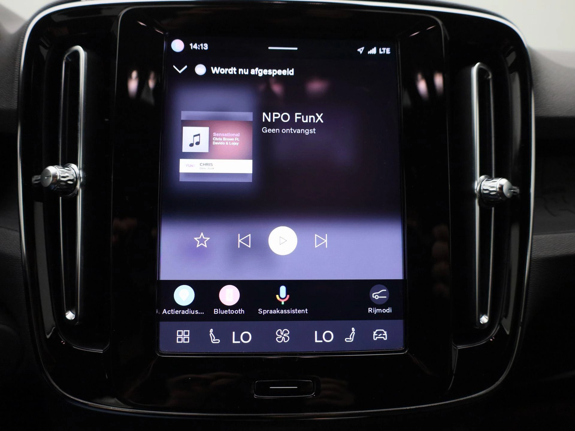 Volvo-XC40-image-13
