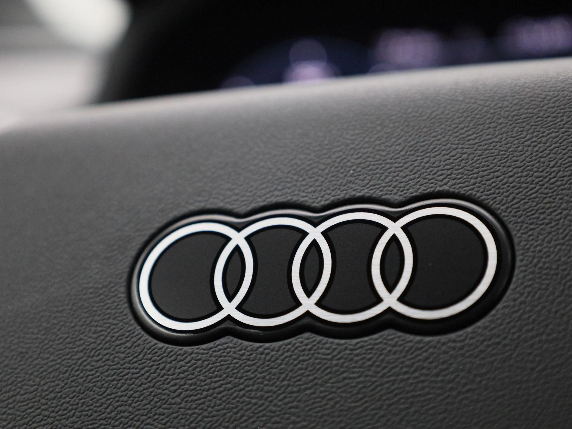 Audi-Q4 Sportback e-tron-image-32