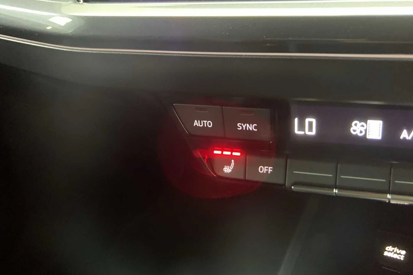 Audi-Q4 Sportback e-tron-image-17