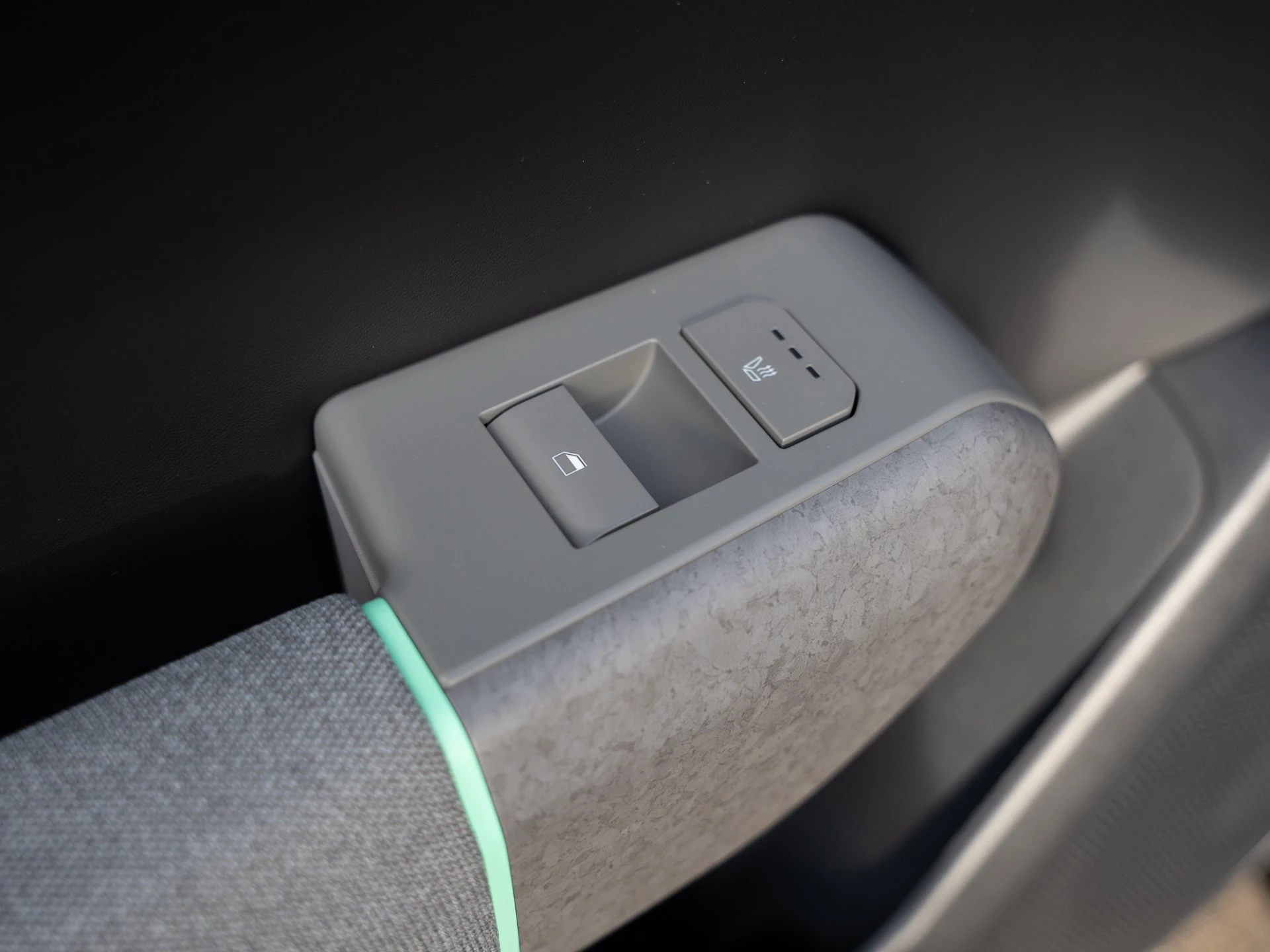 Kia EV4 Hatchback Earth 81.0 kWh ACC NAVI LED SHZ LEDER 360GRAD *SALE*