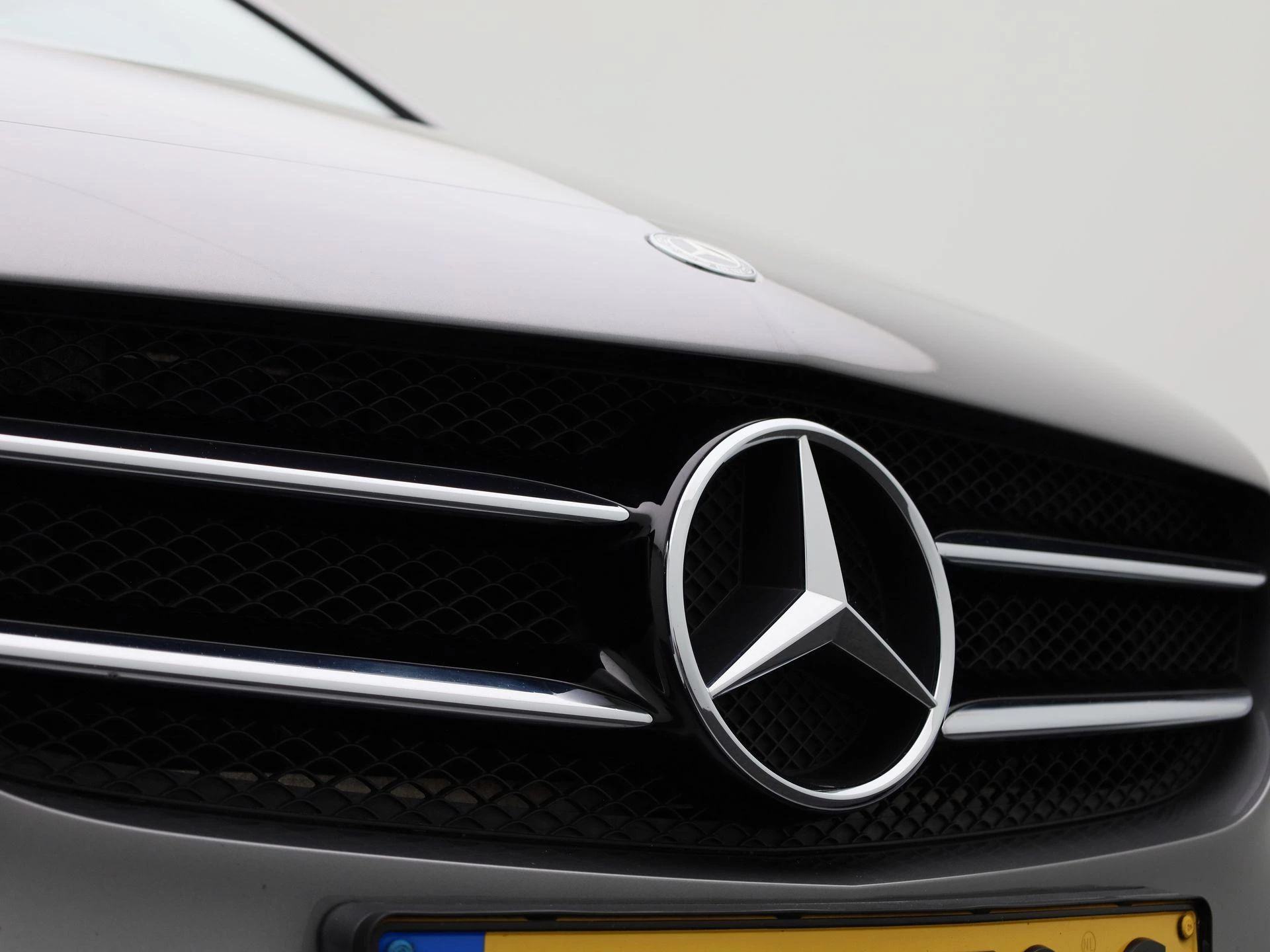Mercedes-Benz-B-Klasse-image-48