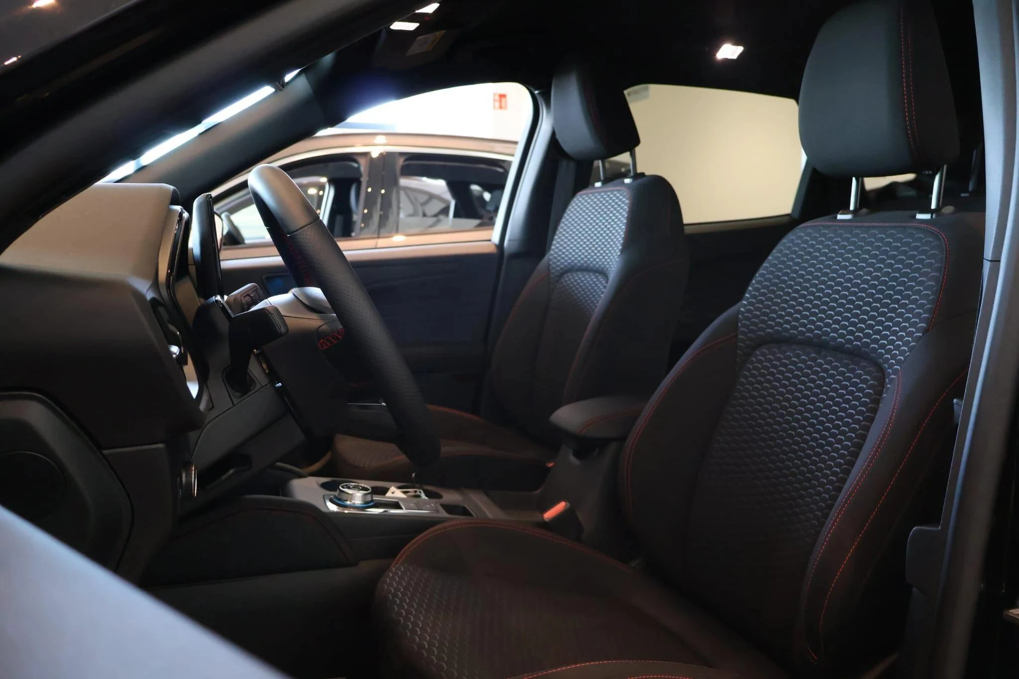 Ford-Kuga-image-19
