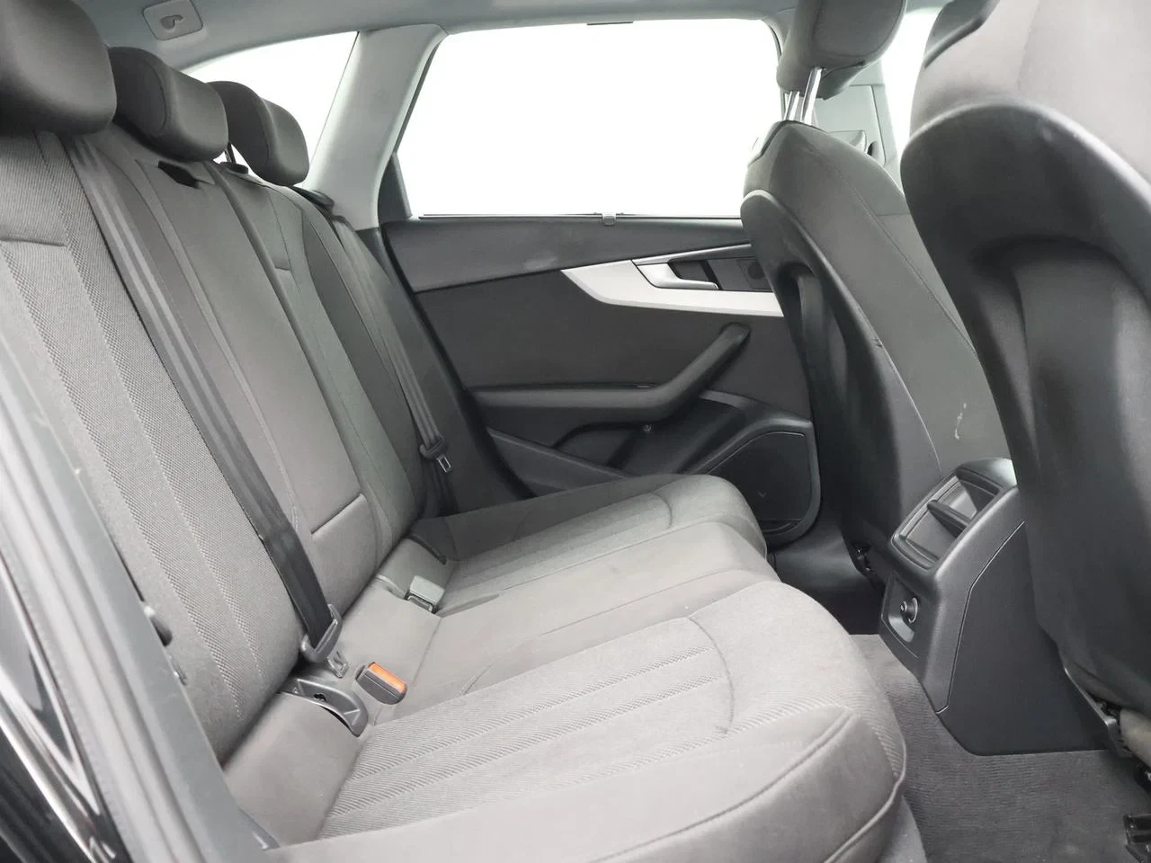 Audi-A4-image-13