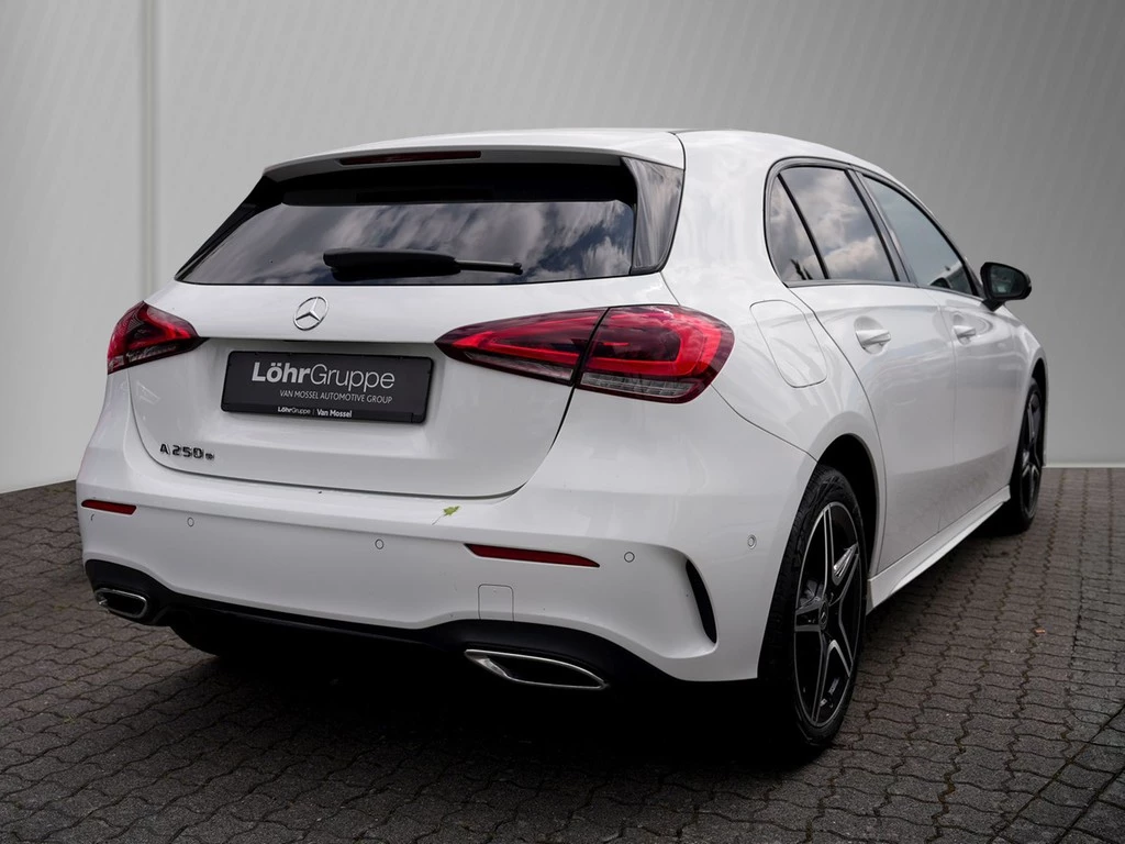 Mercedes-Benz A-Klasse 250 e AMG Line /Navi/RFK/GRA/LED