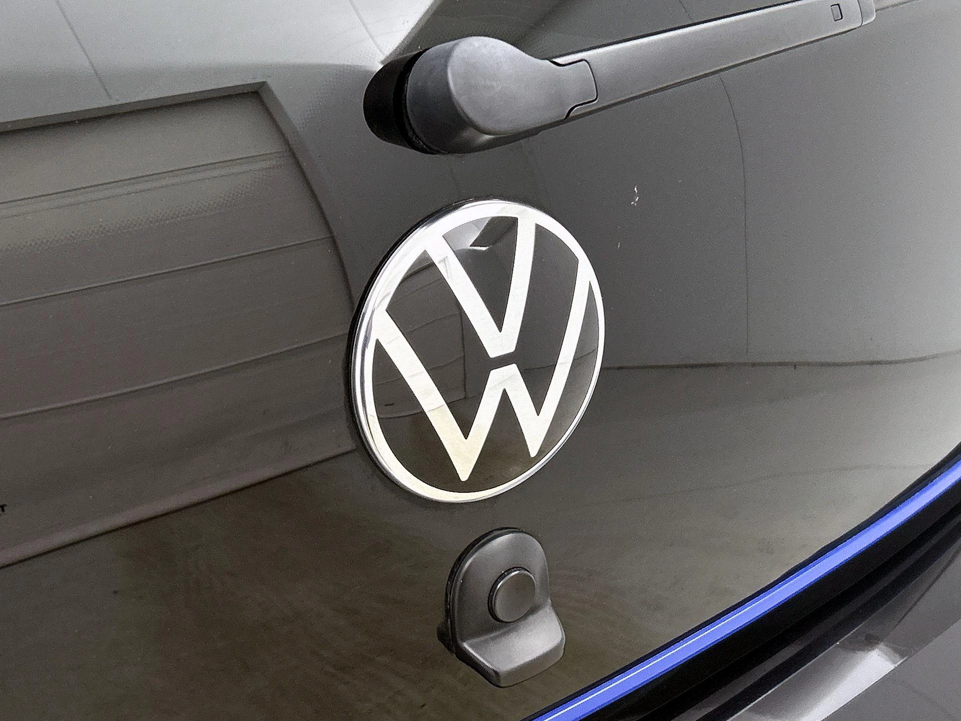Volkswagen-e-up!-image-17