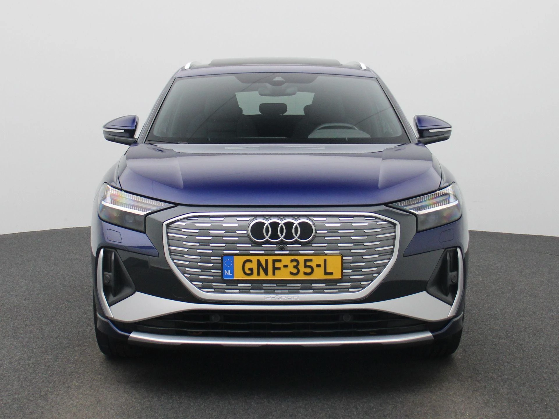 Audi-Q4 e-tron-image-1