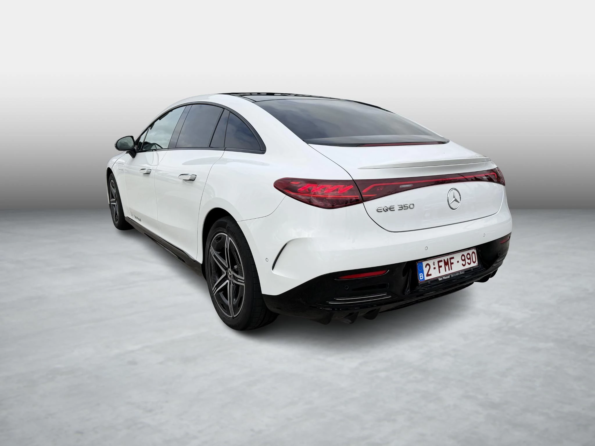 Mercedes-Benz EQE 350 AMG Line + LEDER + DIGITAL LIGHT + BURMESTER + PANO DAK +
