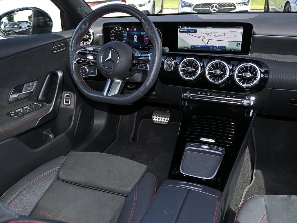 Mercedes-Benz-A-Klasse 200-image-10