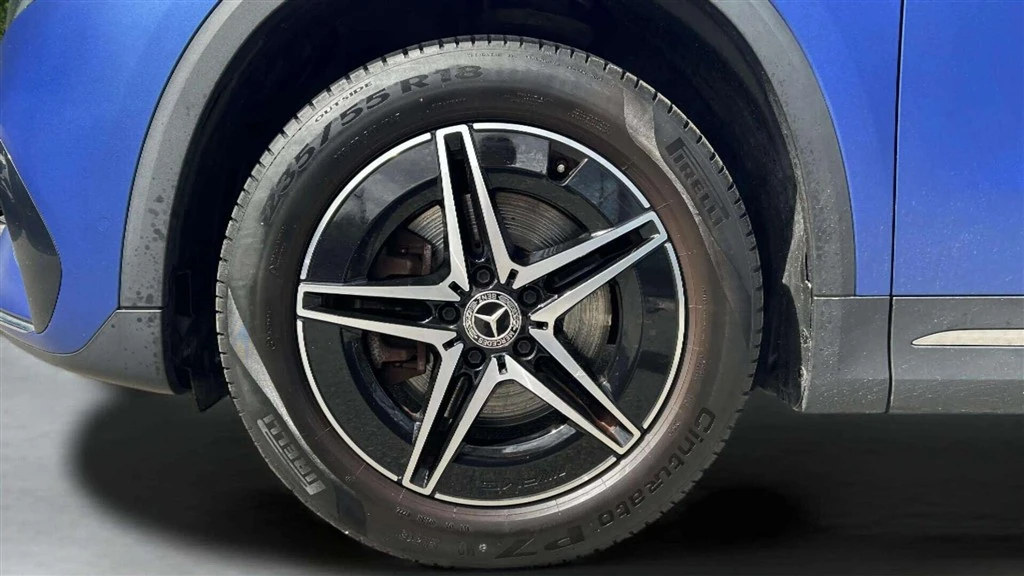 Mercedes-Benz-EQA-image-8