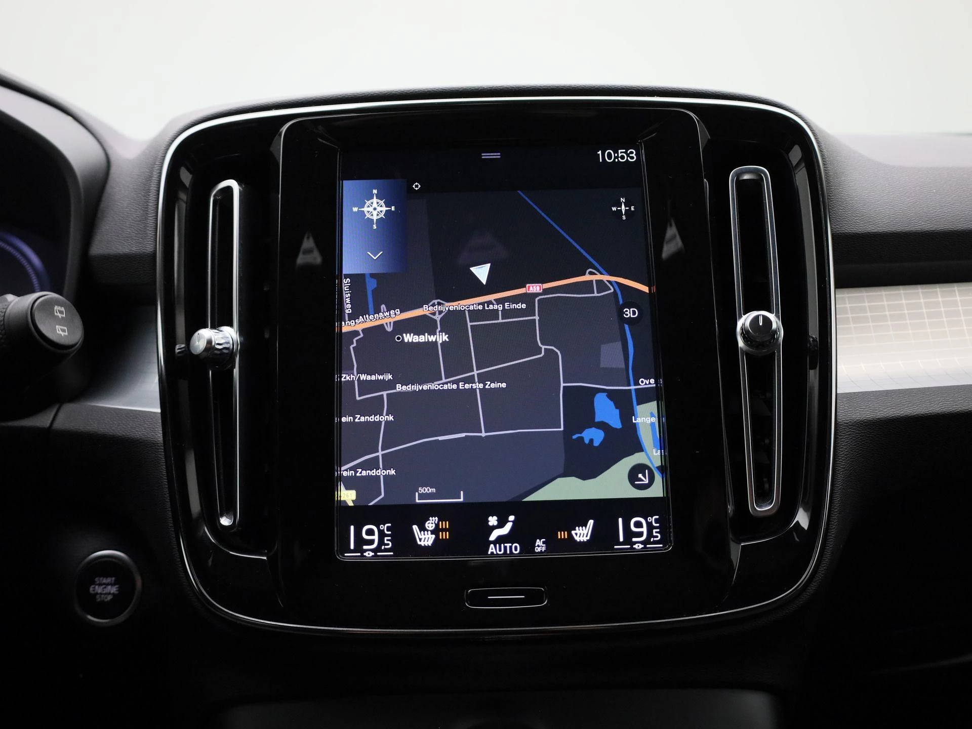 Volvo-XC40-image-17