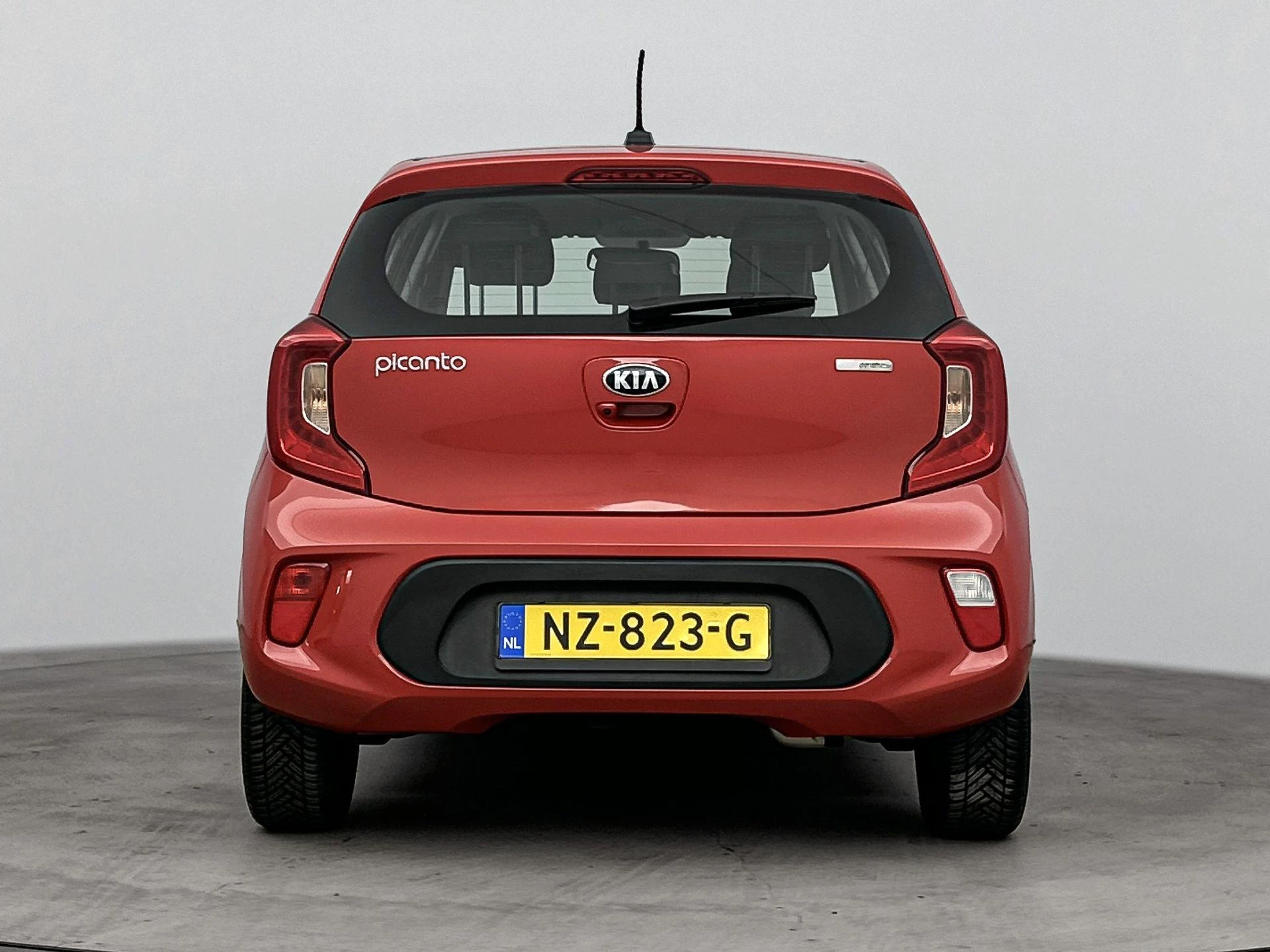 Kia-Picanto-image-2