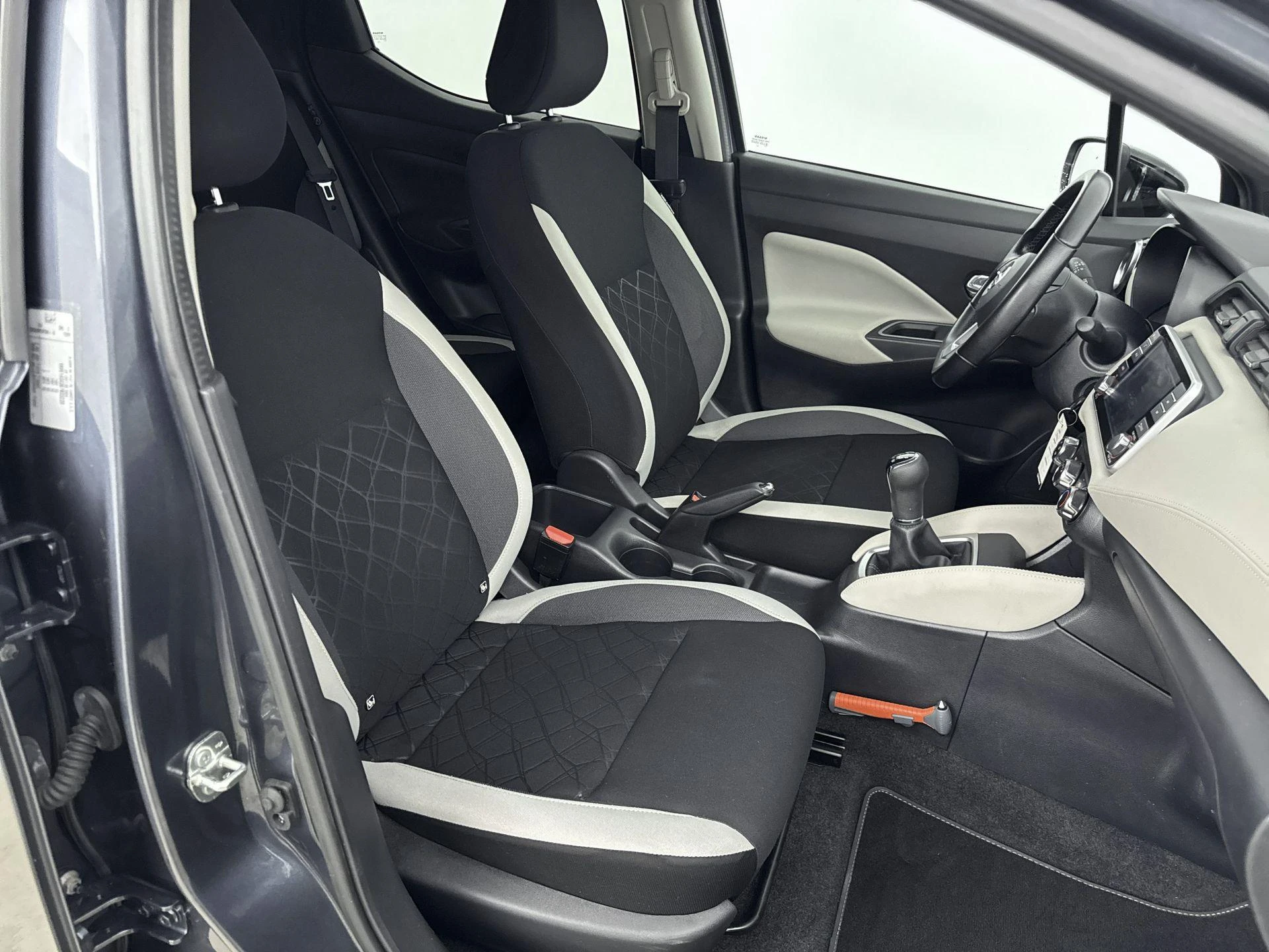 Nissan-Micra-image-9