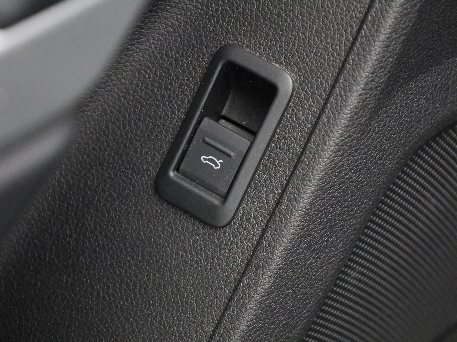 Audi Q3 35 TFSI S tronic Bus. Ed. Attraction