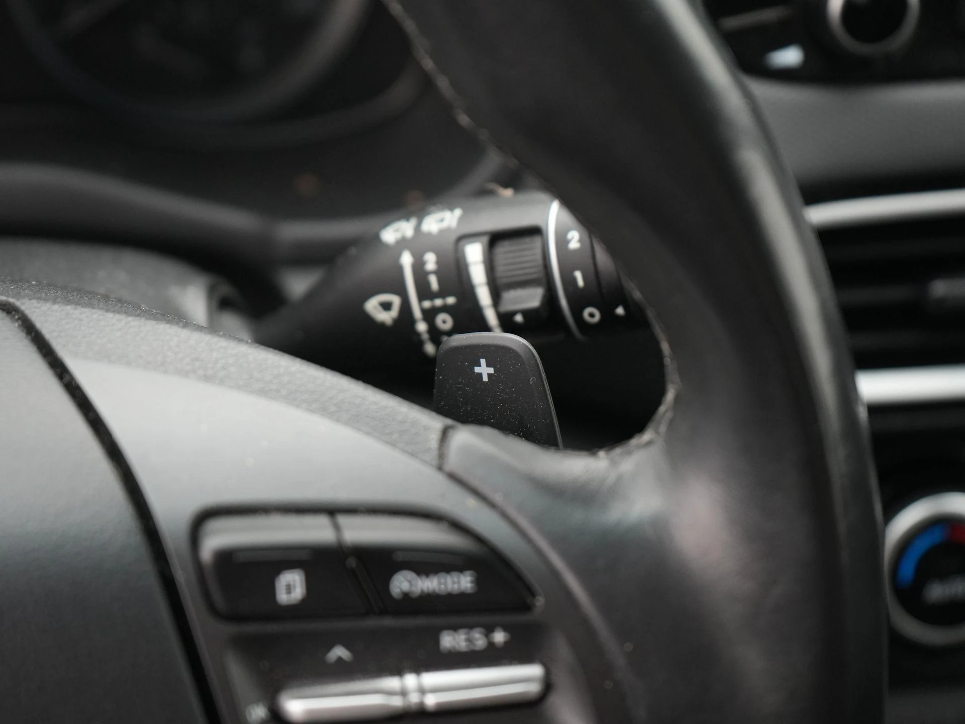 Hyundai-Kona-image-25