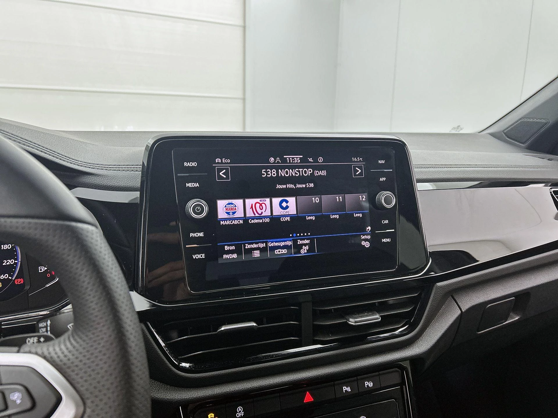 Volkswagen T-Roc 1.5 TSI R-Line Edition