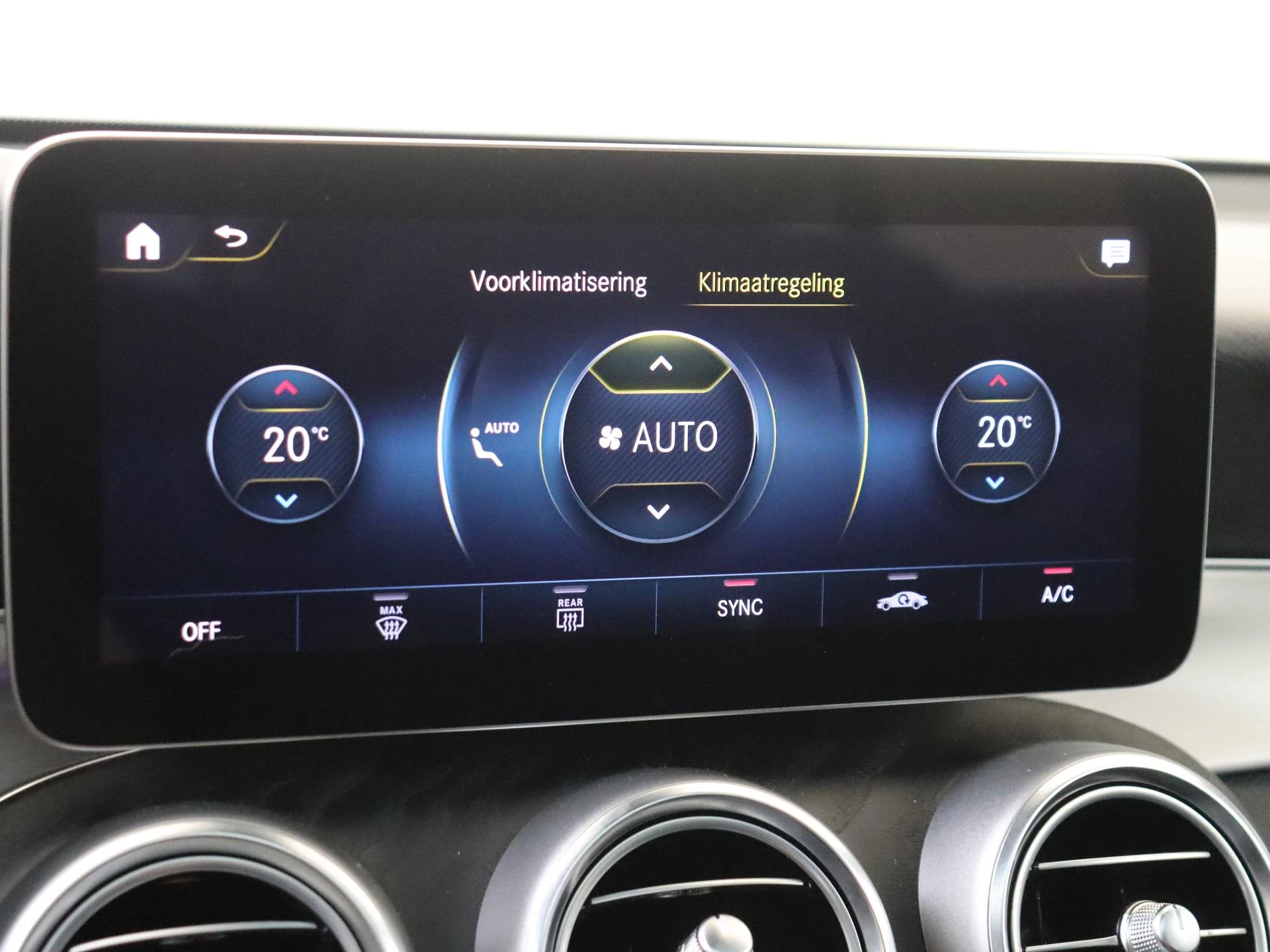 Mercedes-Benz GLC 300e 4MATIC Business Solution AMG