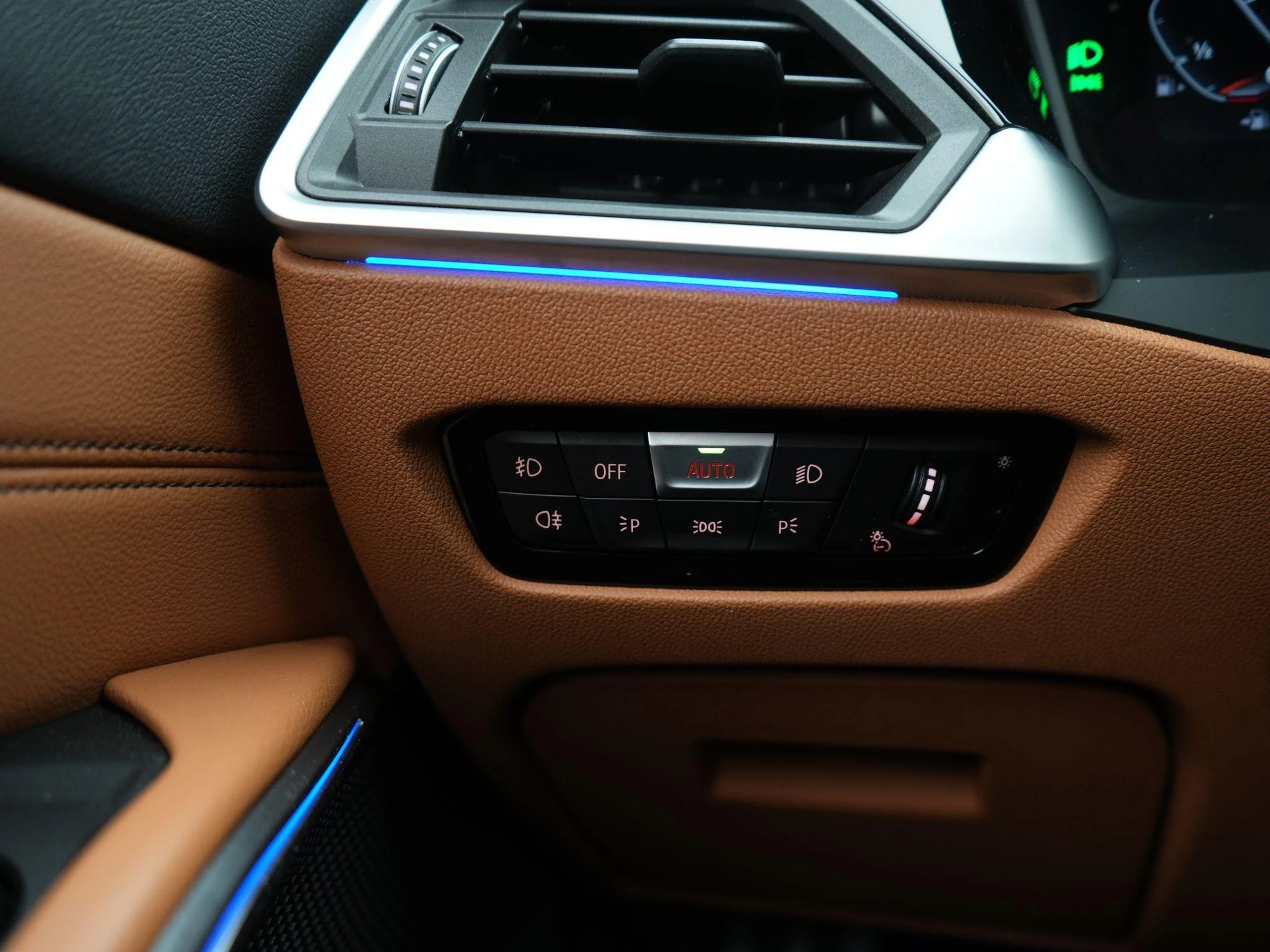 BMW-3 Serie-image-33