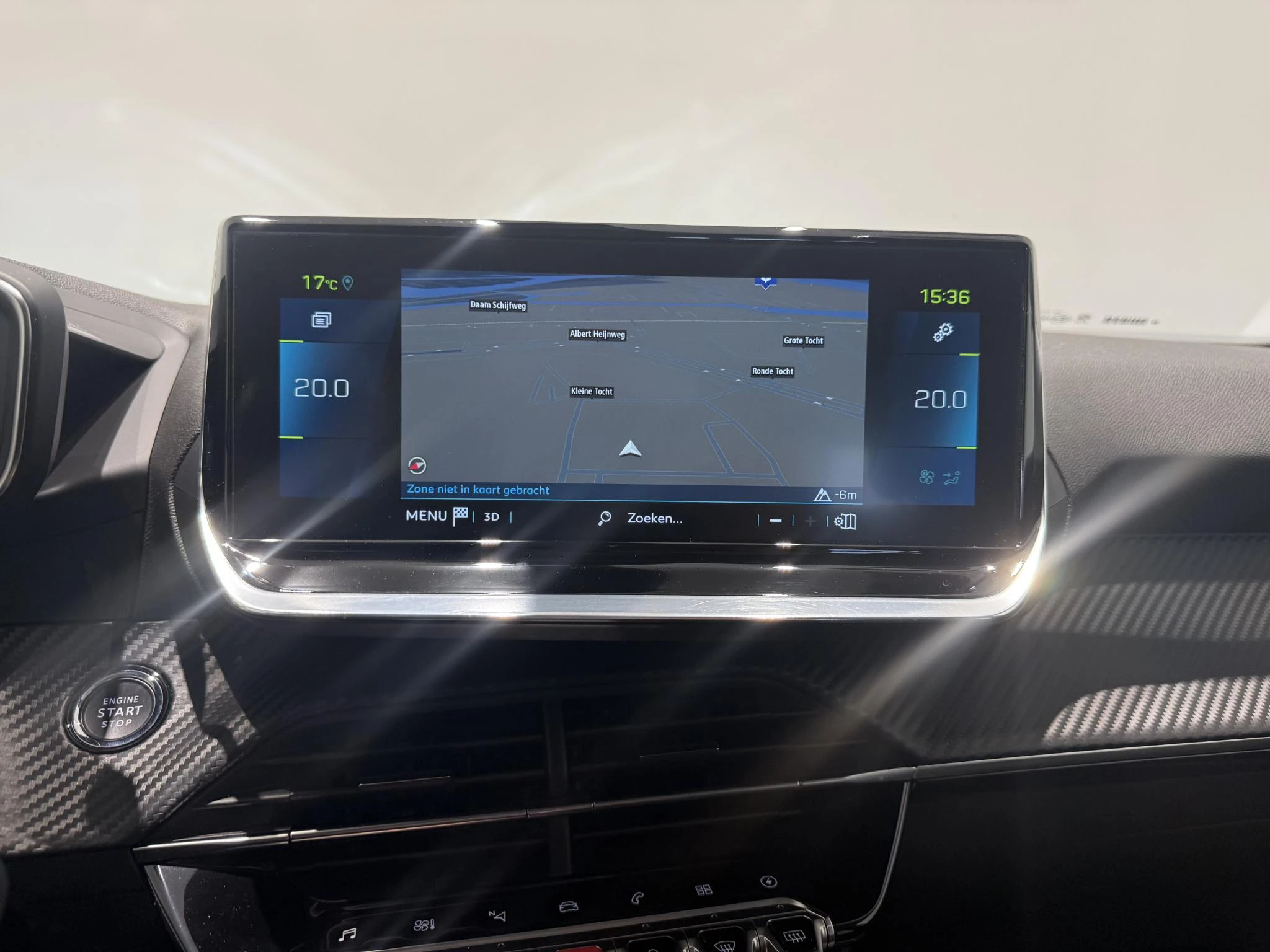 Peugeot-e-2008-image-16