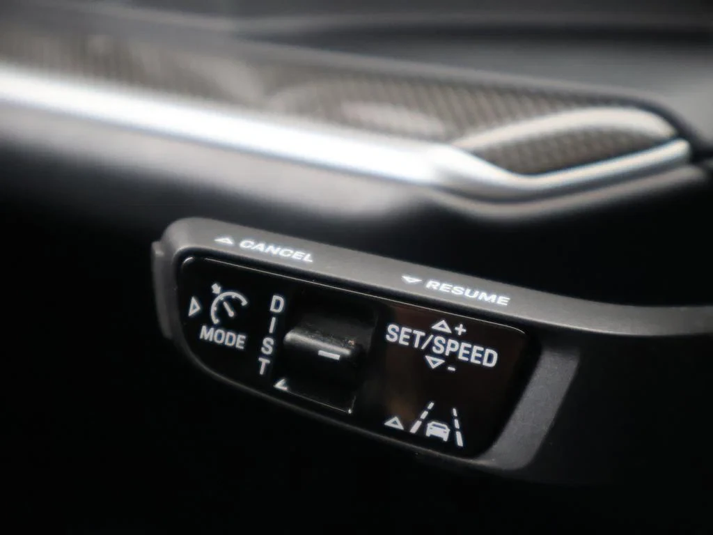 Porsche-Cayenne-image-18