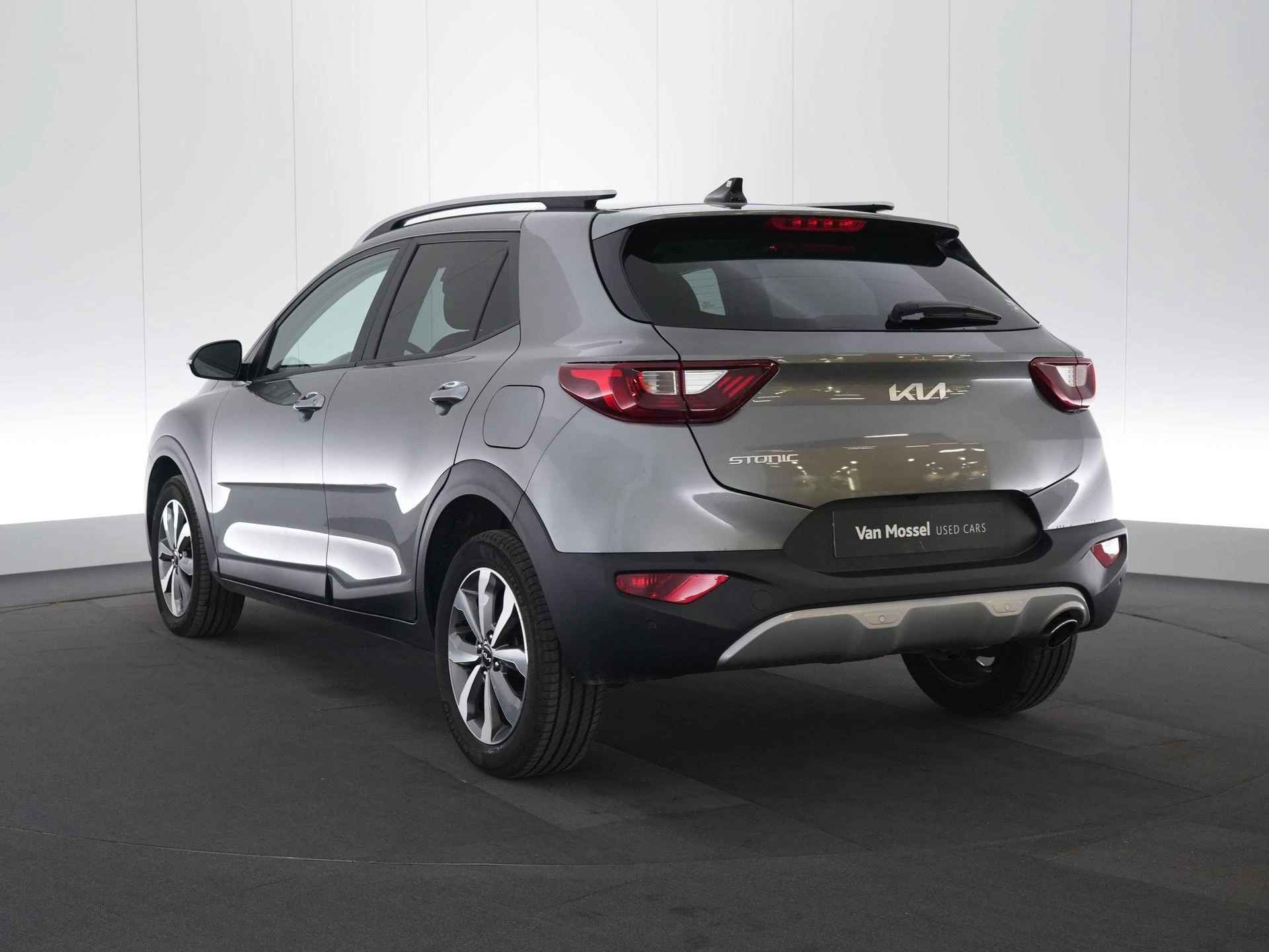 Kia-Stonic-image-1