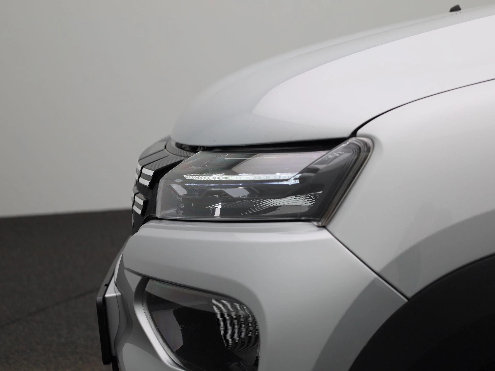 Dacia Spring - 15