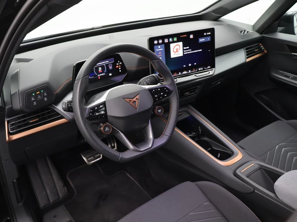 CUPRA Born Born eBoost Business 231pk v 59 kWh * DEMO *