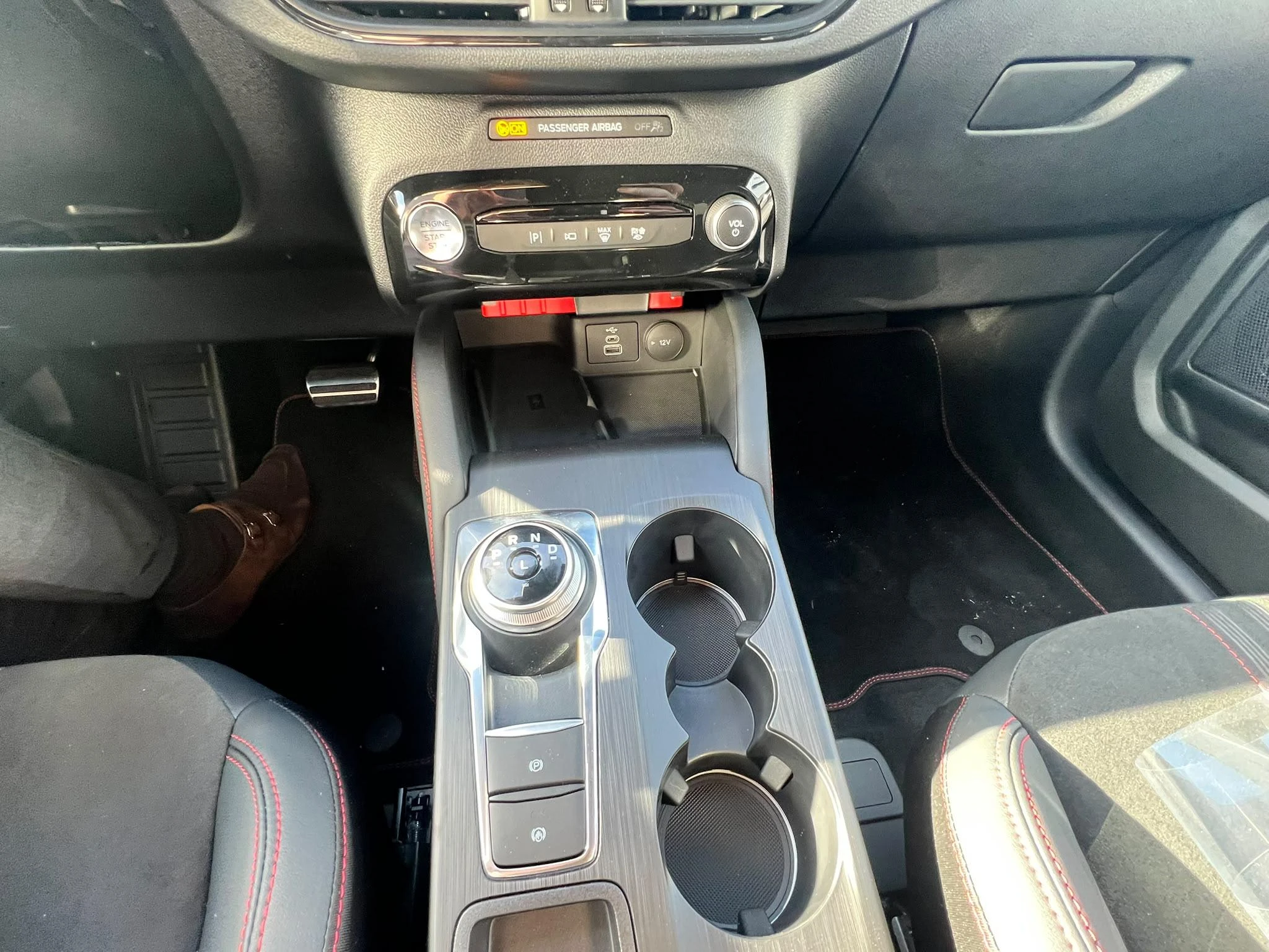 Ford-Kuga-image-16