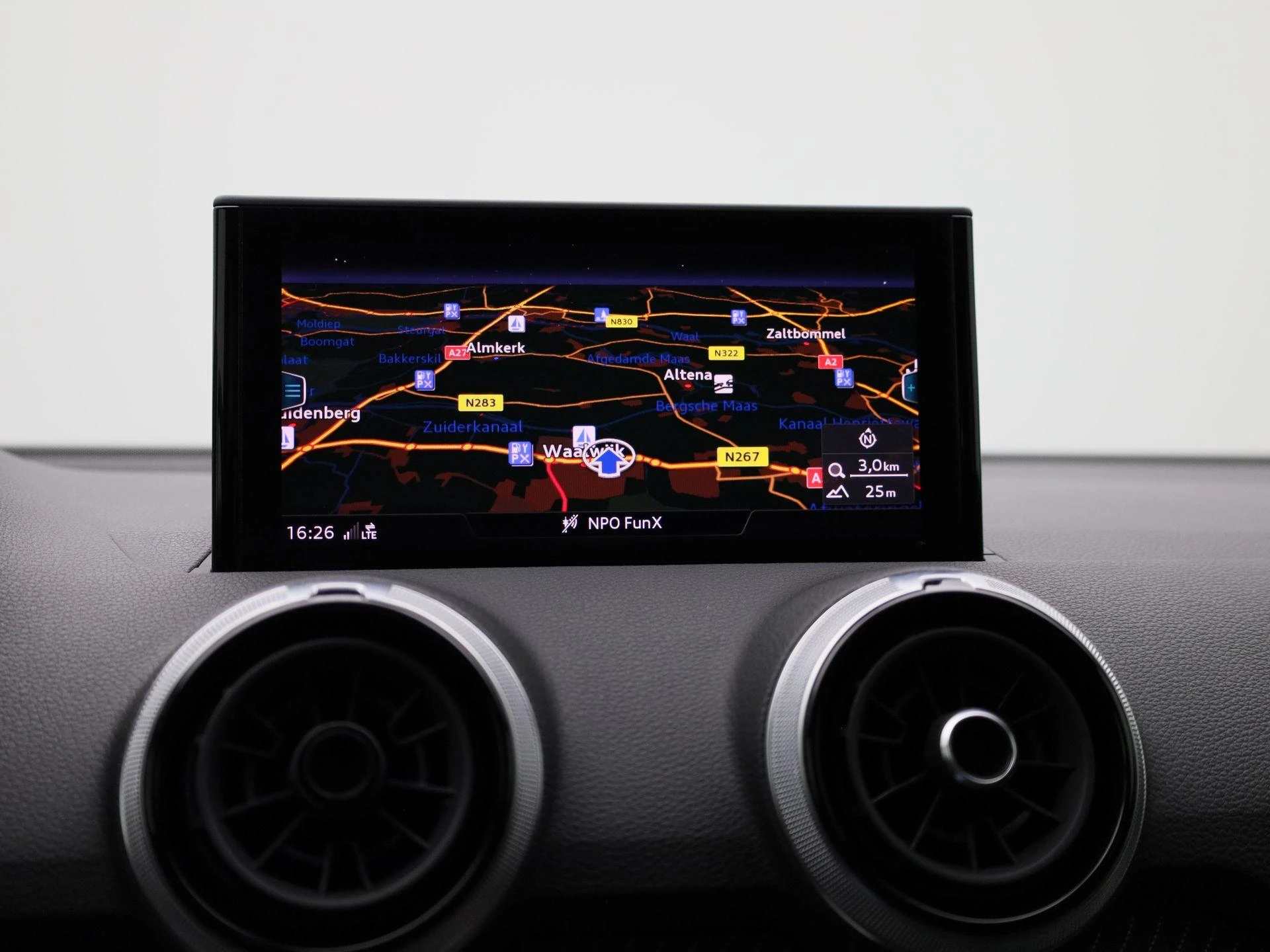 Audi Q2 30 TFSI S Edition