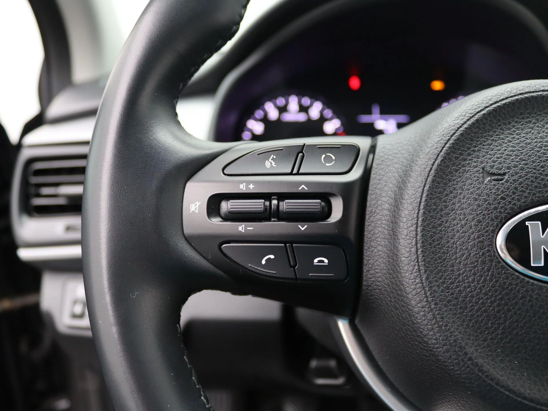 Kia-Stonic-image-13
