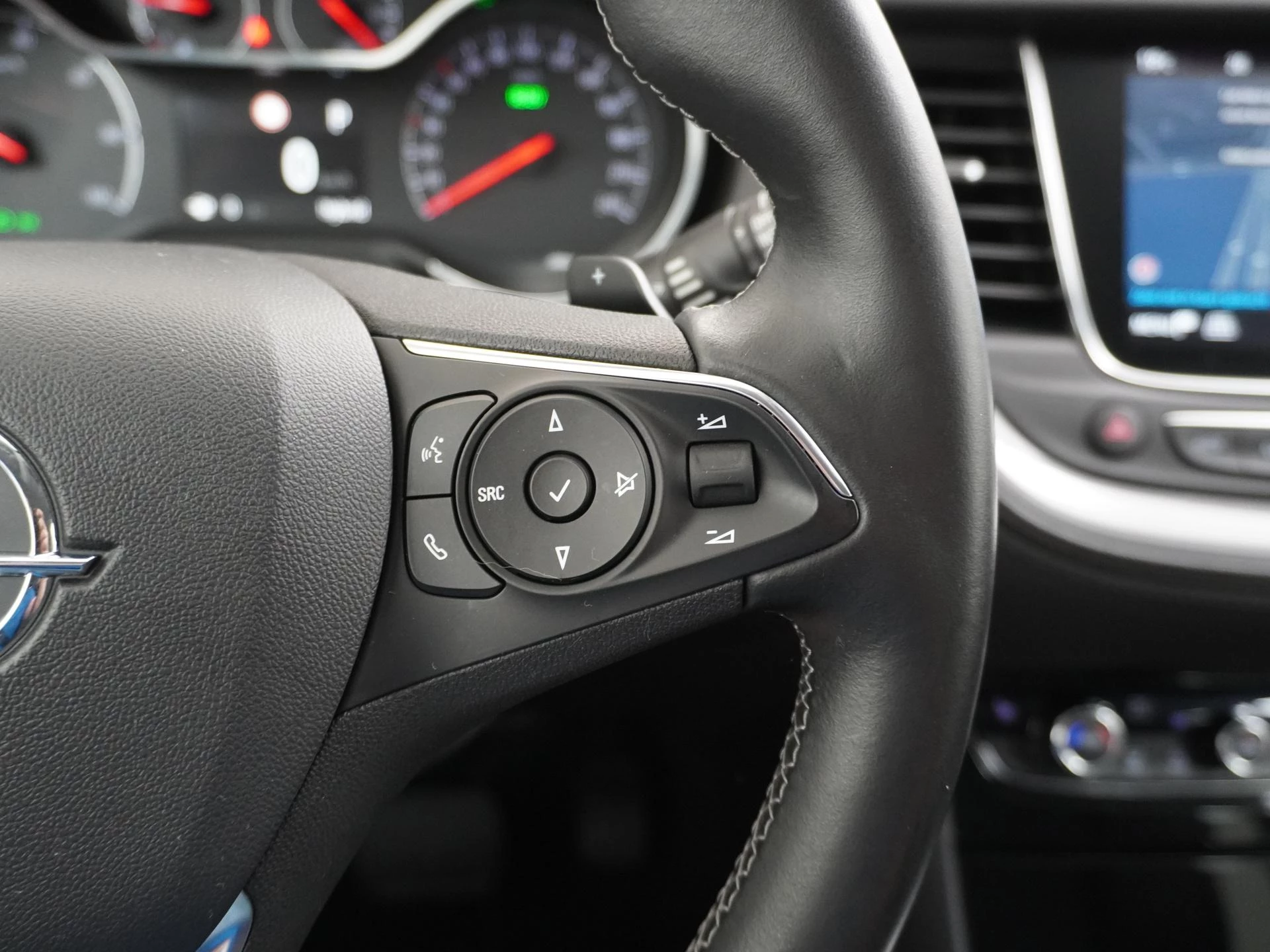 Opel-Grandland X-image-24