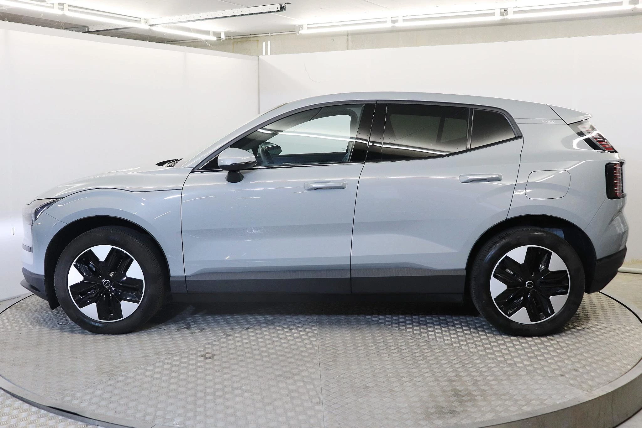 Volvo-EX30-image-2