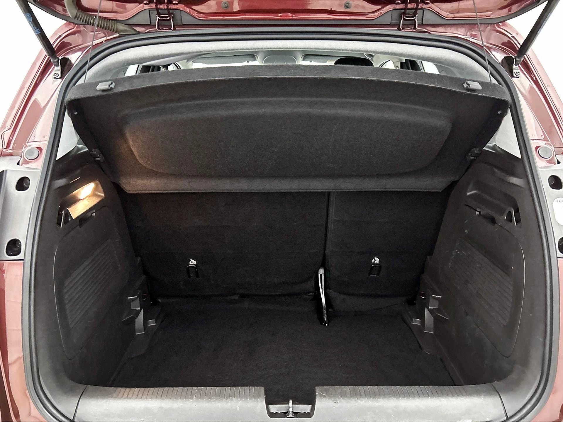 Opel-Crossland X-image-24