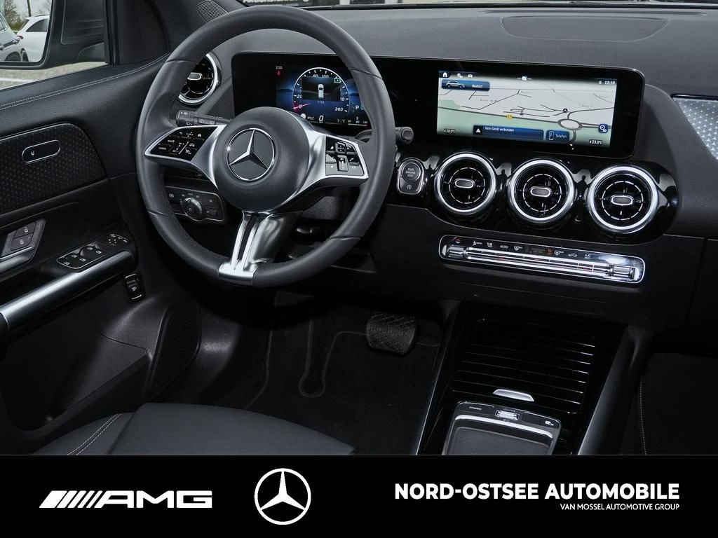 Mercedes-Benz-GLA-image-7