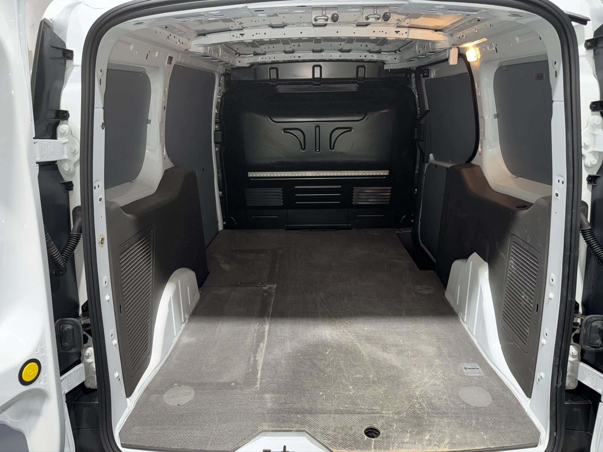 Ford-Transit Connect-image-13